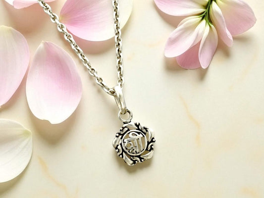 Azita 925 Sterling Silver Religious Shree pendant for Men and Women without chain with Certificate of Authenticity and 925 Stamp